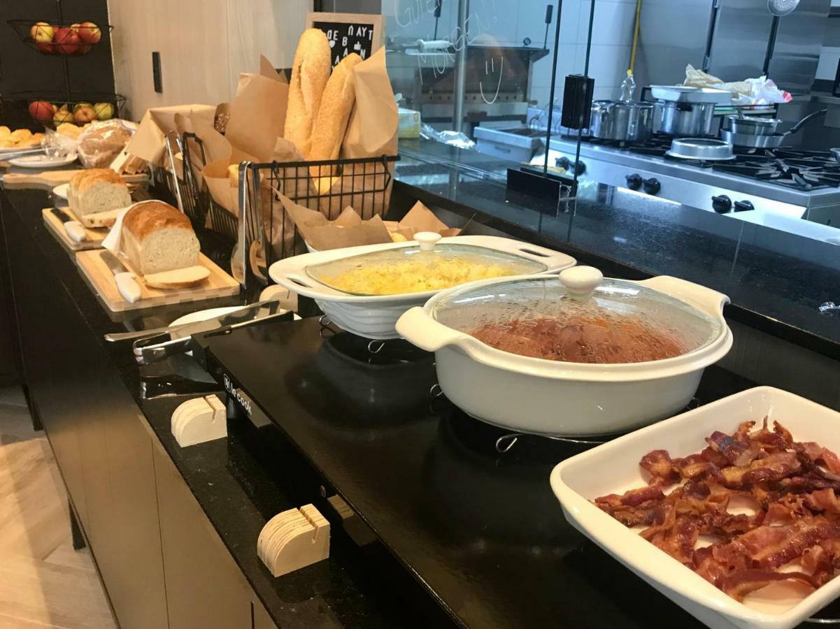 Naalt Hotel Joinville Eksteriør bilde